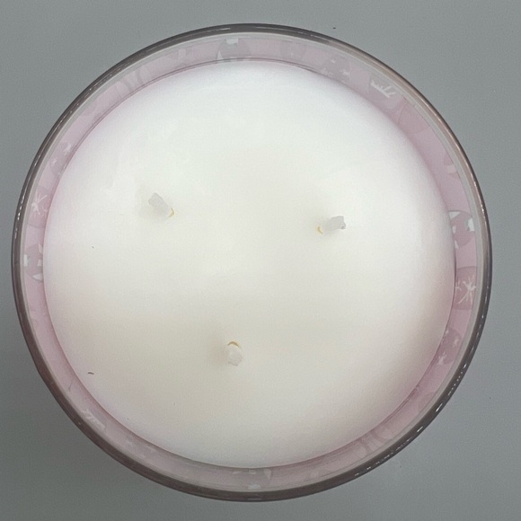 Bath & Body Works WINTER CANDY APPLE 3 Wick Candle ~ 14.5oz ~Sandy Clause ~ NIB - Picture 7 of 8